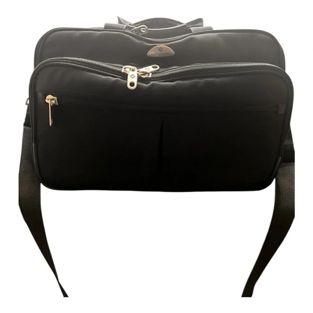 Samsonite 17
